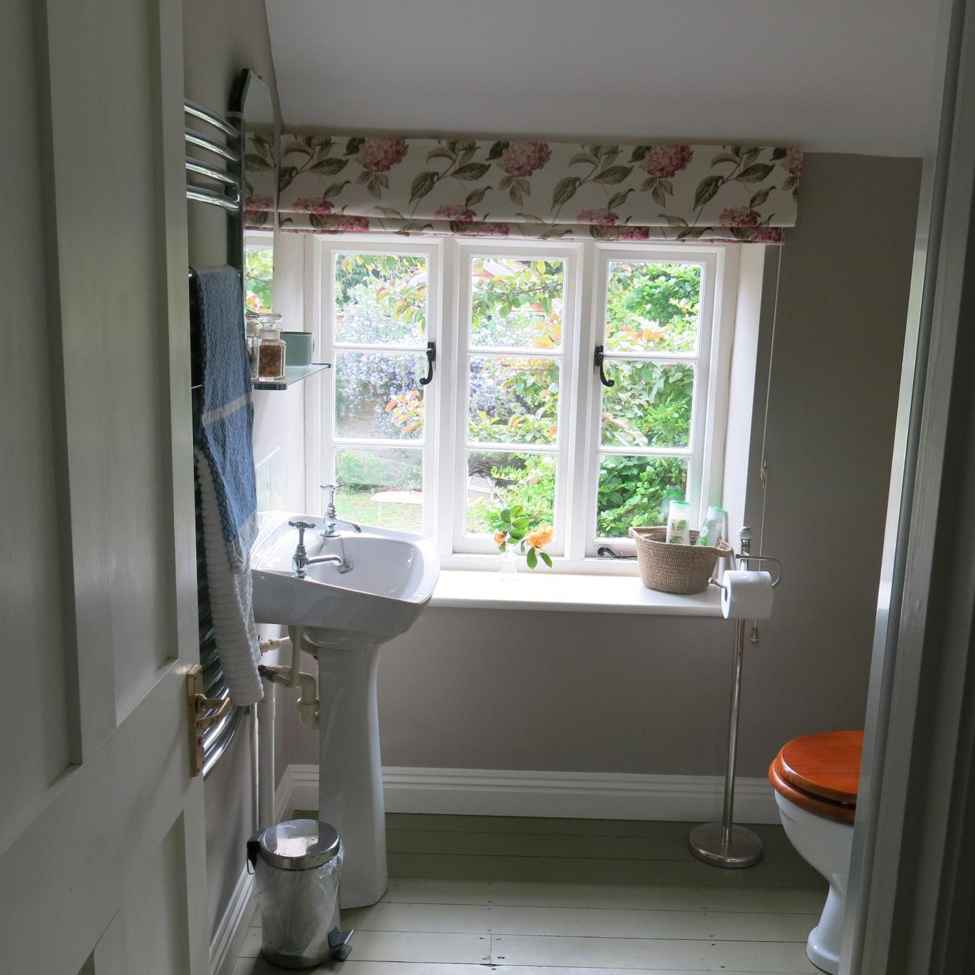 Characterful Cotswold Cottage Cirencester Exteriör bild