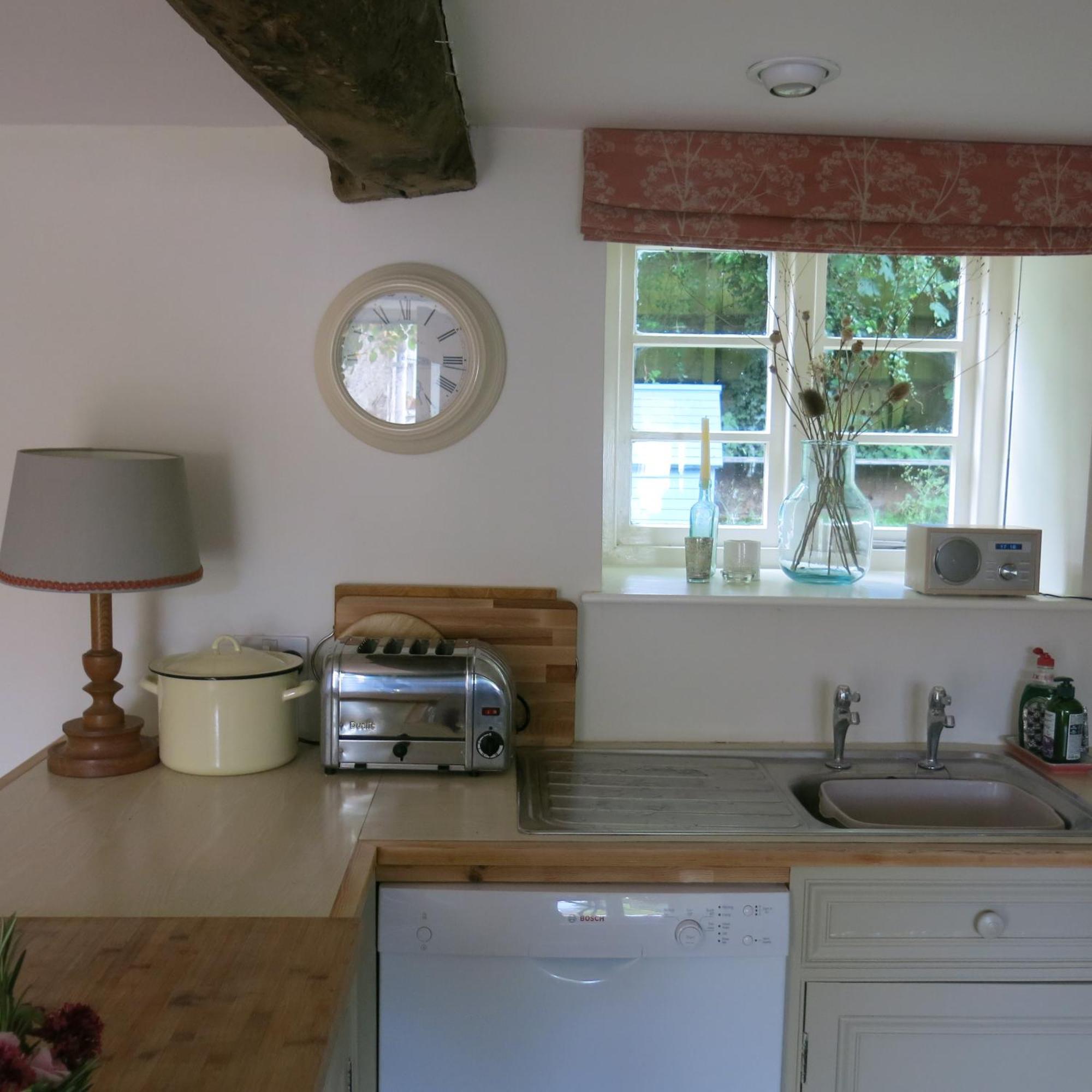 Characterful Cotswold Cottage Cirencester Exteriör bild